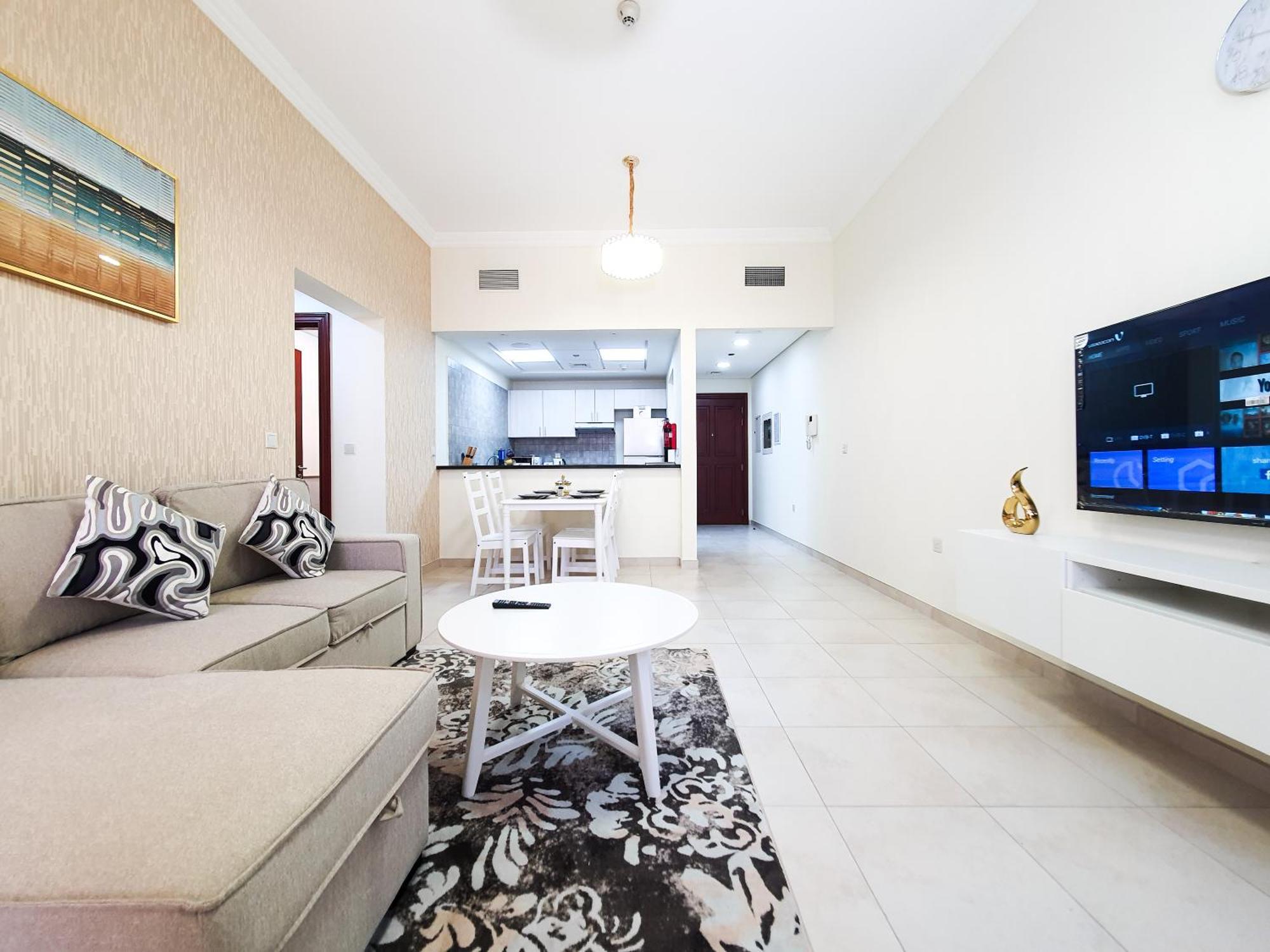 Prestigious Tower Living, Canal View, Sports Vibes, Proximity To Convenience Holiday home Dubai