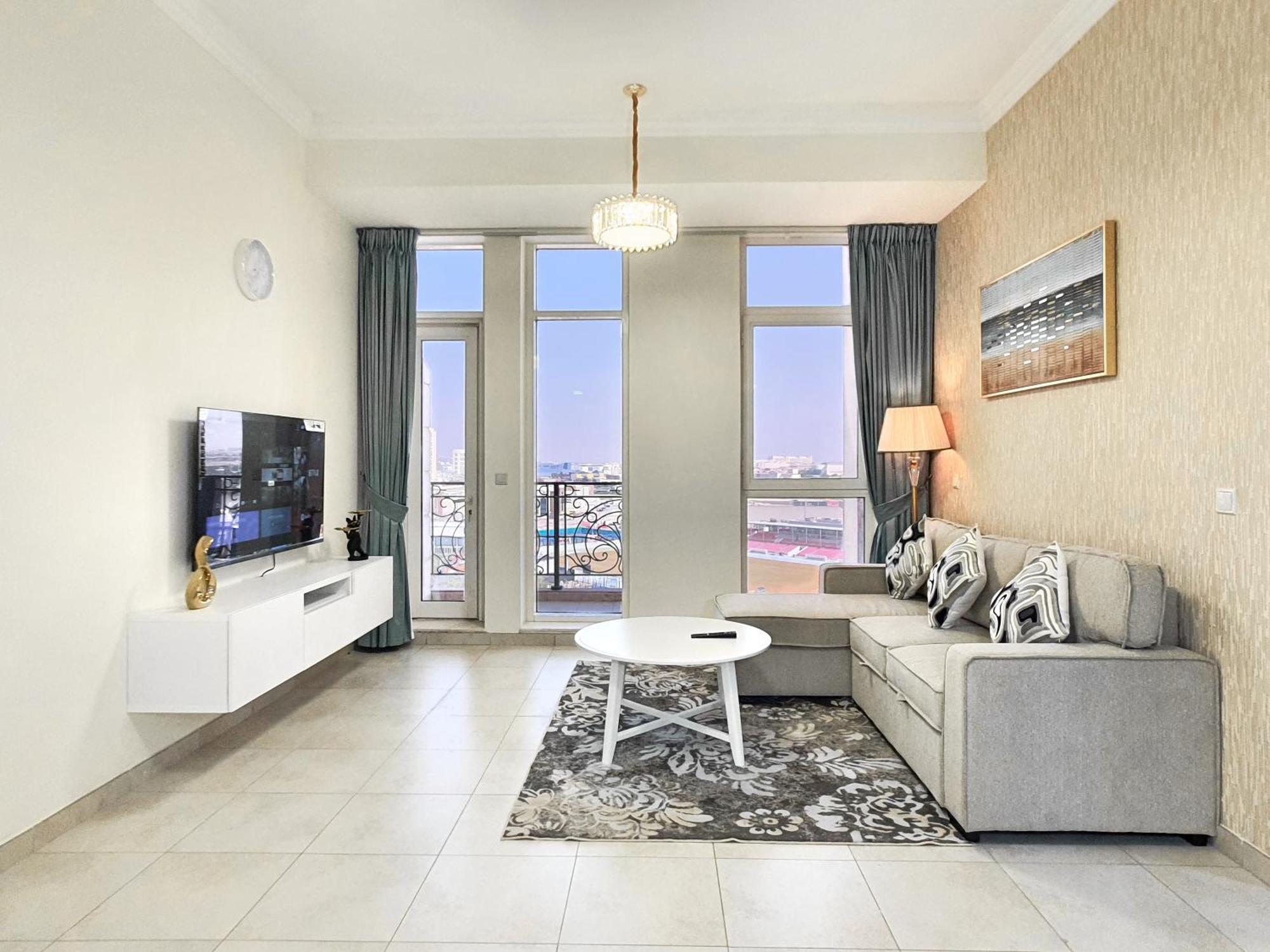 Holiday home Prestigious Tower Living, Canal View, Sports Vibes, Proximity To Convenience