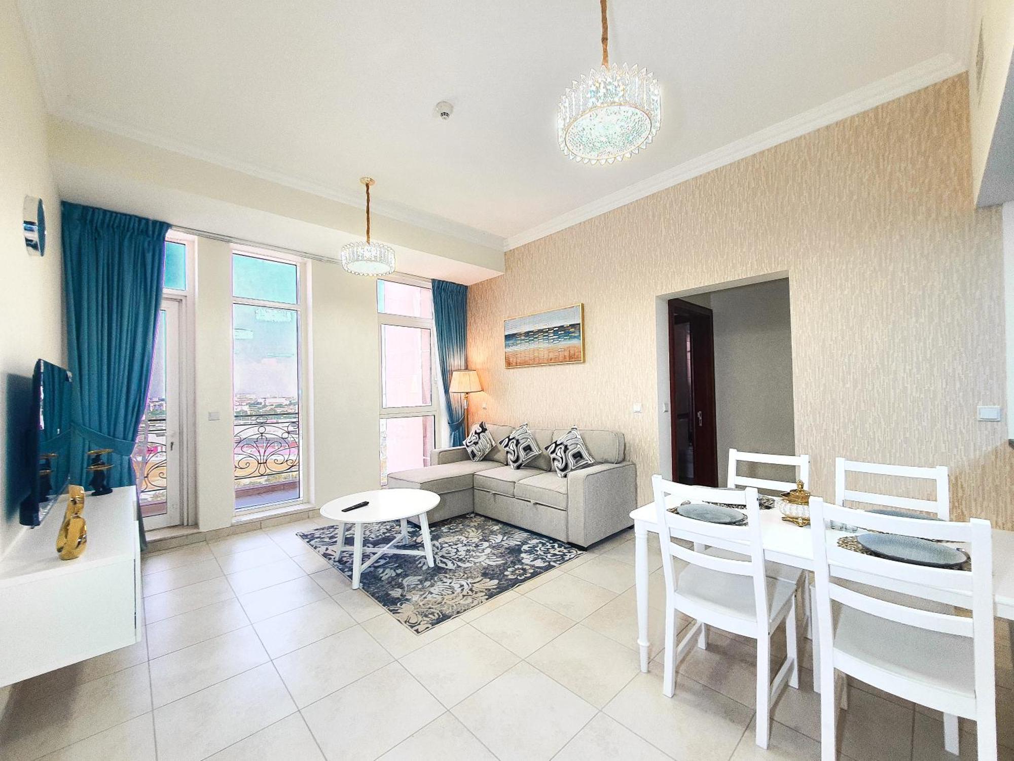 Prestigious Tower Living, Canal View, Sports Vibes, Proximity To Convenience Holiday home Dubai