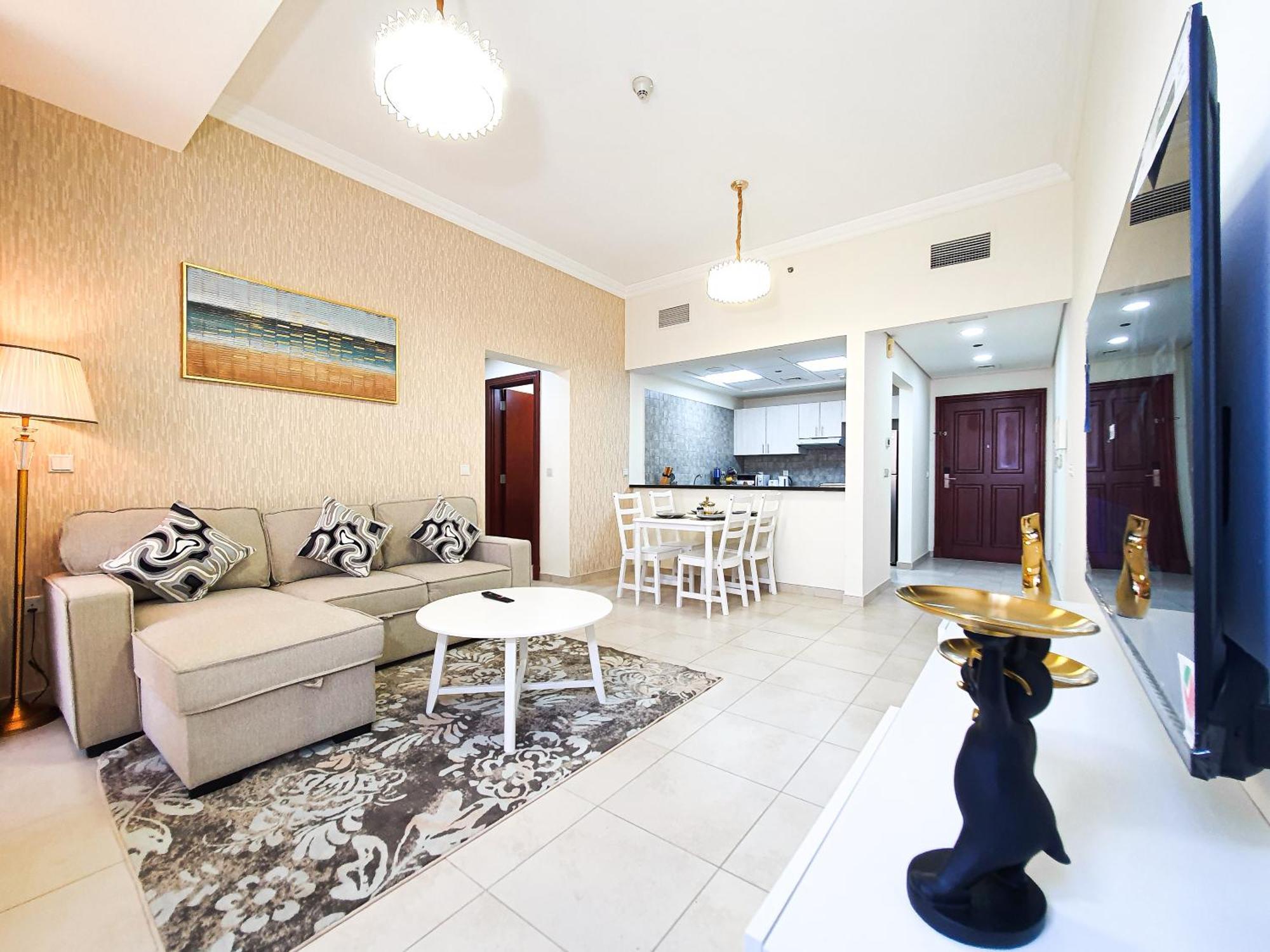 Prestigious Tower Living, Canal View, Sports Vibes, Proximity To Convenience Holiday home Dubai