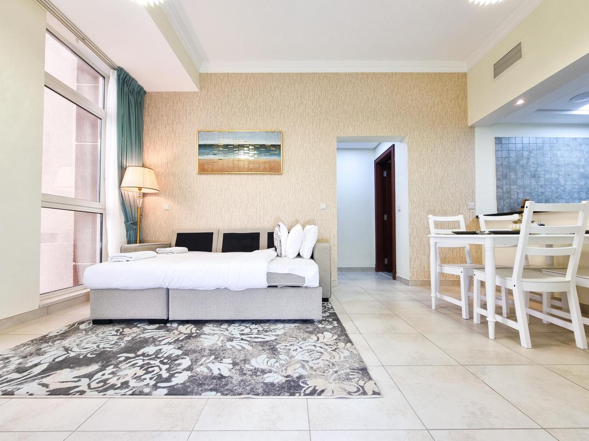 Prestigious Tower Living, Canal View, Sports Vibes, Proximity To Convenience *